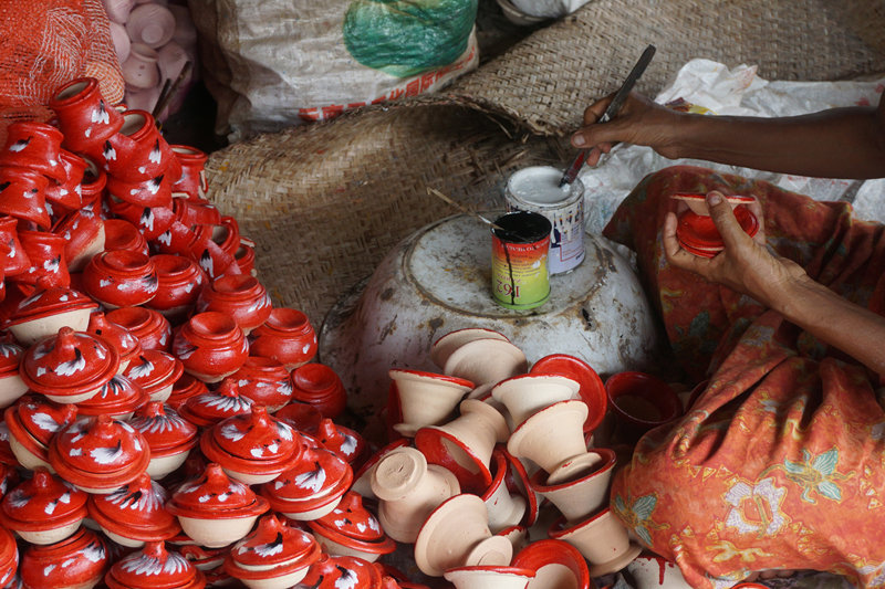 An embedded economy in transformation: the challenges facing Myanmar's small craft businesses